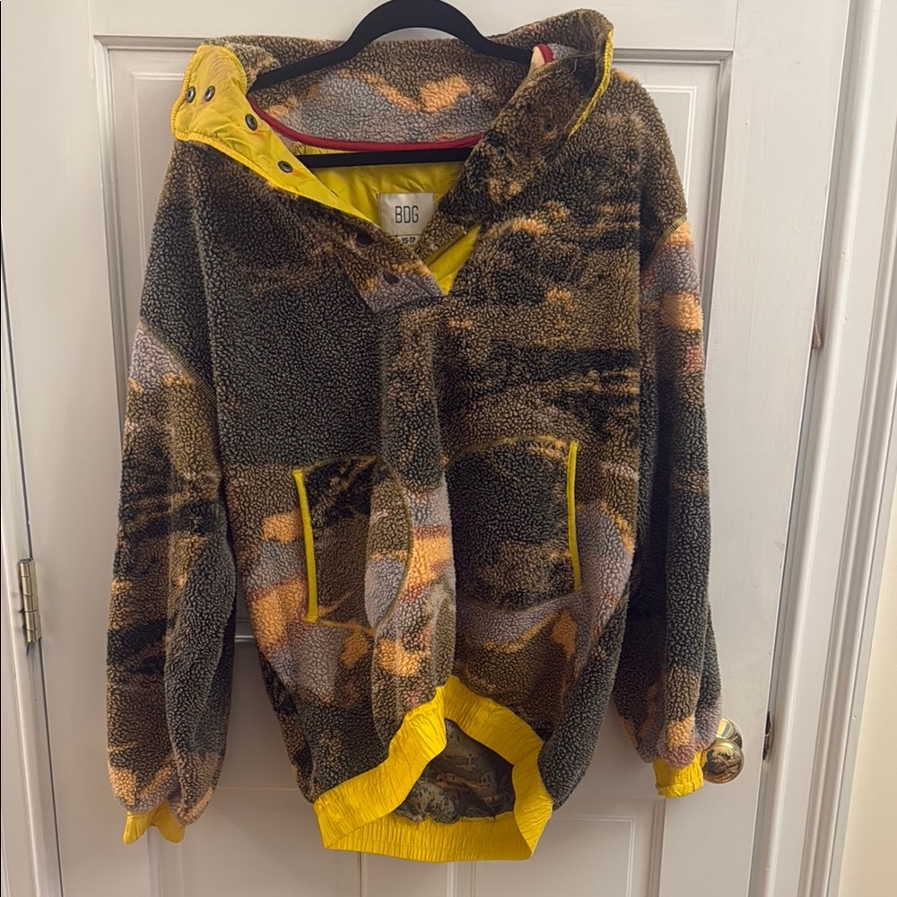 Oversized BDG Multi-Tone Sherpa Hoodie with Yellow Trim